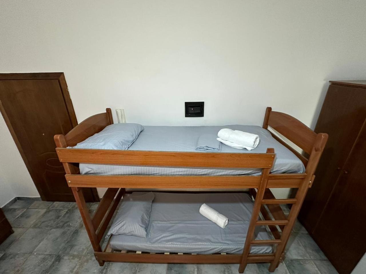 Hotel Adriatik Shëngjin 外观 照片