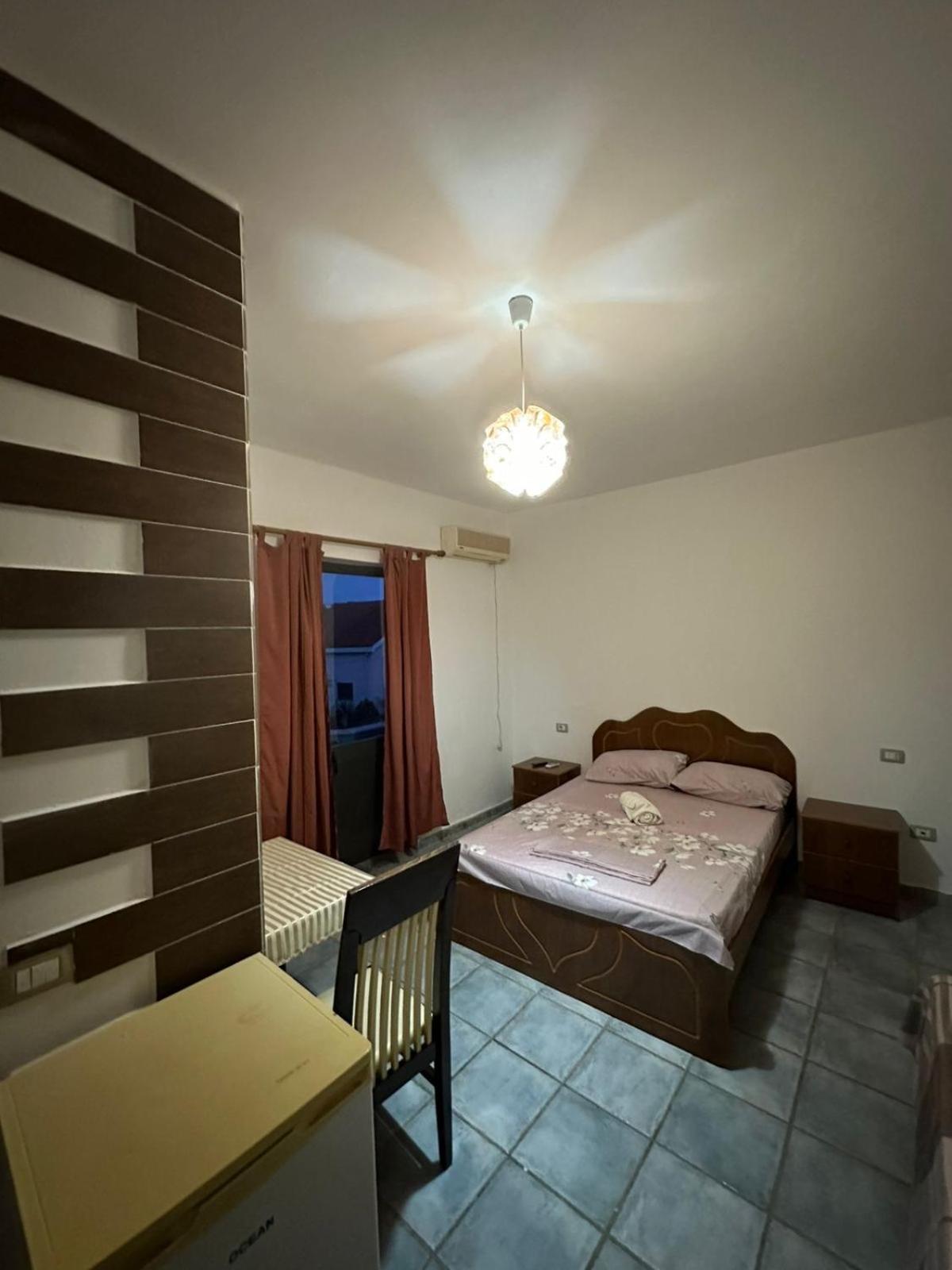 Hotel Adriatik Shëngjin 外观 照片